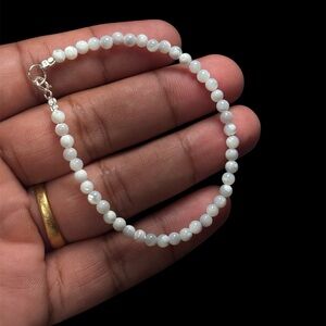 925 Sterling Silver White Shell Beads Bracelet 7 Inch